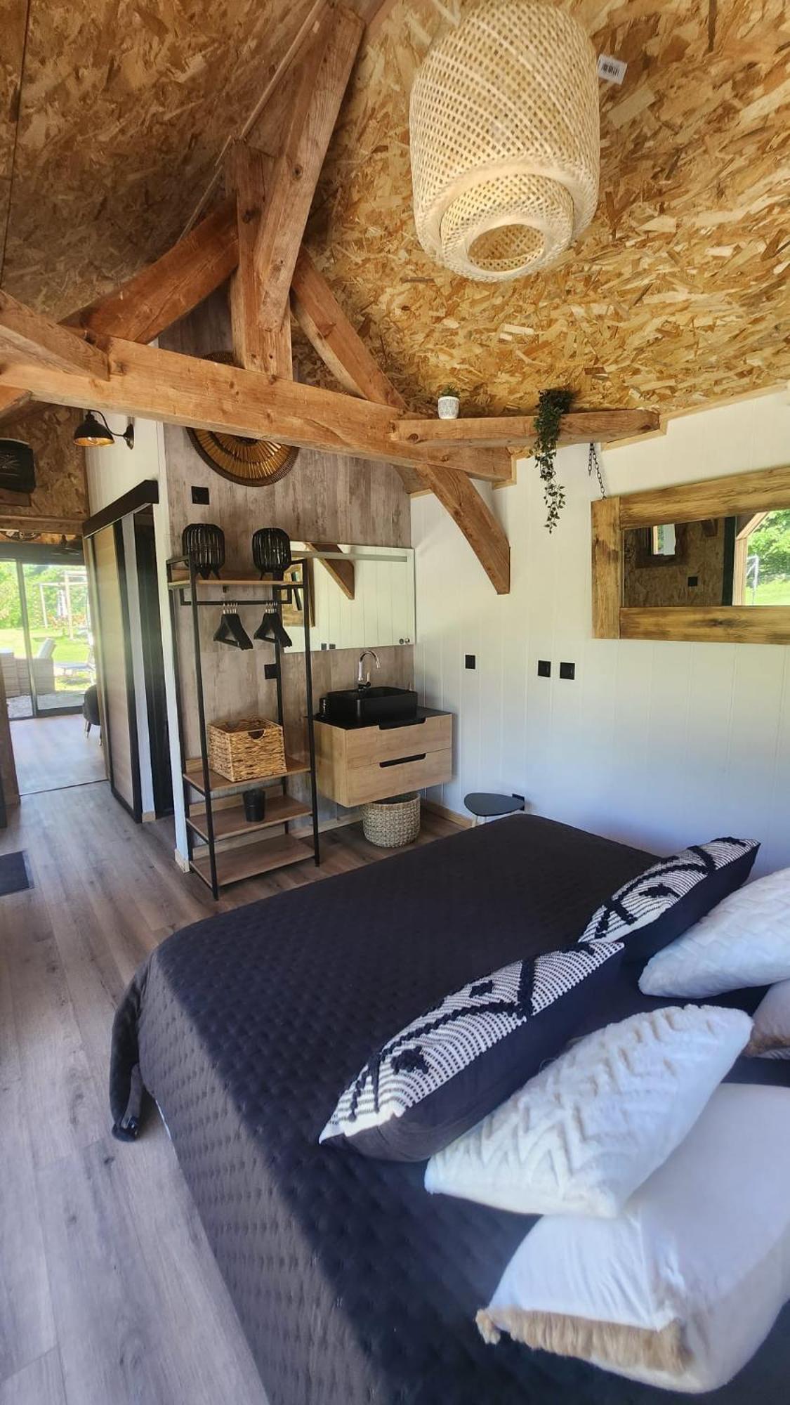 Lodge Du Chateau De Feschaux Villeneuve-sous-Pymont ภายนอก รูปภาพ