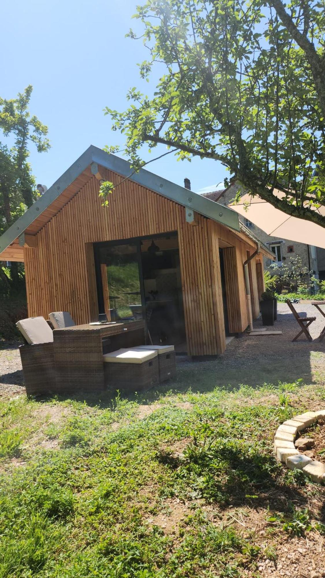 Lodge Du Chateau De Feschaux Villeneuve-sous-Pymont ภายนอก รูปภาพ